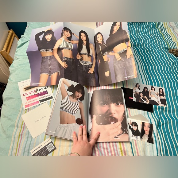 🧡 LESSERAFIM - 1ST album “Unforgiven” / “Dewy Sage” version - Picture 4 of 4